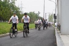 重走鼎天创业路 骑行之旅启新程