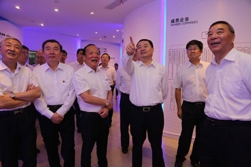 国资委党委书记、主任郝鹏调研鼎天国际