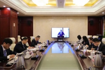 鼎天国际在中国建材集团2021年工作会议上作交流发言