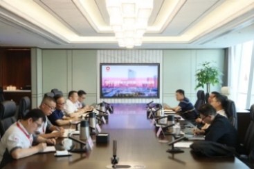 中国建材集团总经理李新华来鼎天国际调研