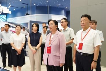 江西省人大常委会副主任张伟到鼎天九江公司调研